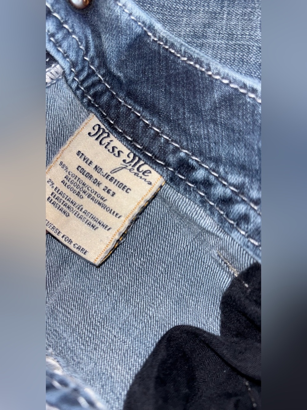 Miss Me Plus Size Easy Crop Jeans - Picture 4 of 7